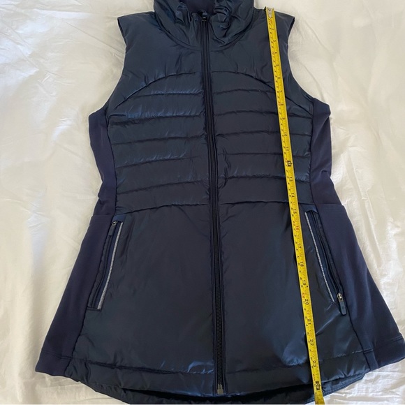 Lululemon Down For A Run Packable Vest II Inkwell Navy 800 Fill Goose Do… - Picture 12 of 16